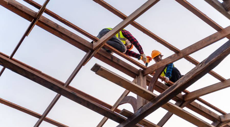 Professional gutter cleaning services in Piedmont, MO